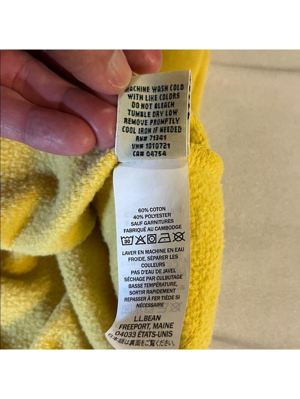 L.L. Bean spell out decal sweatshirt women *XL yellow crewneck pullover - Picture 8 of 9
